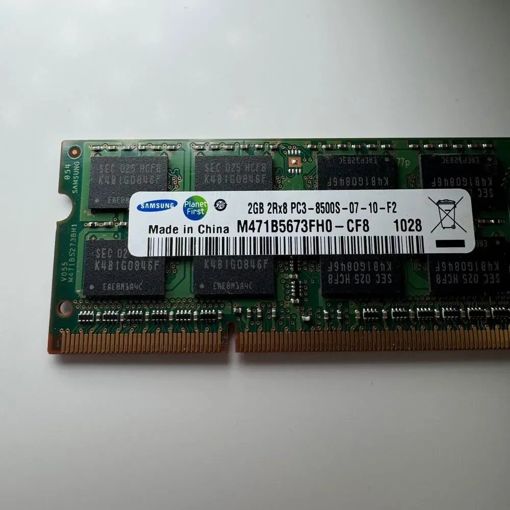 Samsung 2GB DDR3 Laptop RAM PC3-8500S 1066MHz SO-DIMM M471B5673FH0-CF8 204-Pin